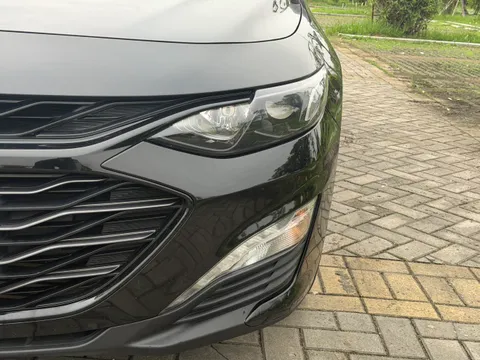 Chevrolet Malibu XL