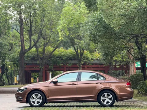 Volkswagen Lamando