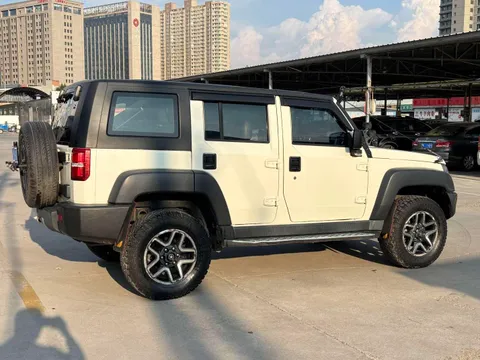 BAIC BJ40