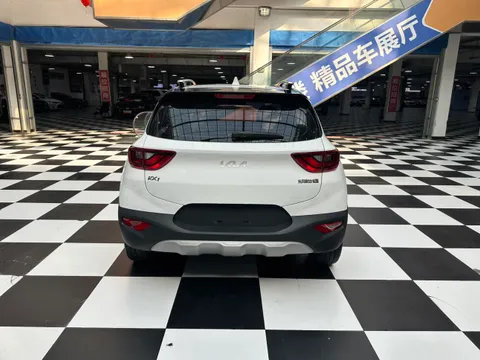 Kia KX1