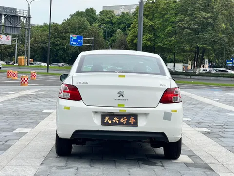 Peugeot 301