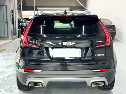 Cadillac XT4
