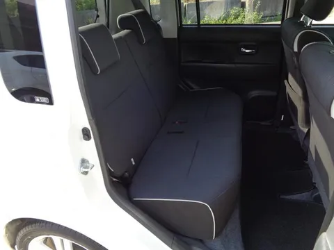 Toyota Pixis Space