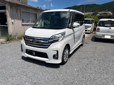 Nissan Dayz Roox