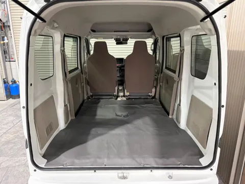 Mitsubishi Minicab Van