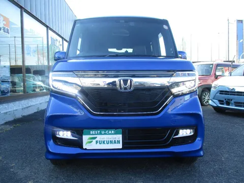 Honda N-BOX Custom