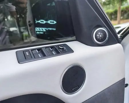 Land Rover