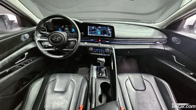 Hyundai Elantra (Avante)