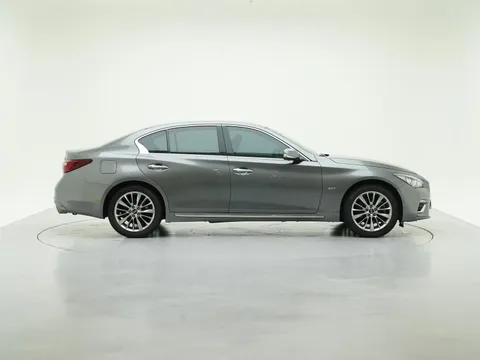 Infiniti Q50L