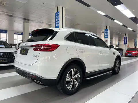 Hongqi HS5