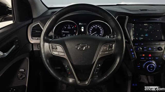 Hyundai Grand Santa Fe (Maxcruz)