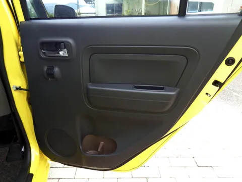 Daihatsu Mira Tocot