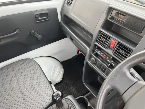 Nissan Clipper Truck
