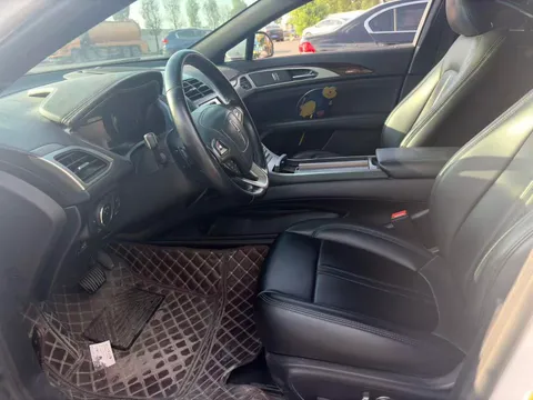 Lincoln MKZ