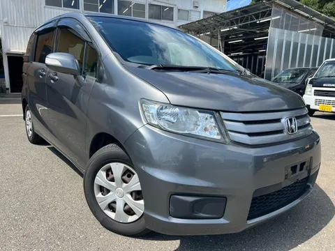 Honda Freed Spike