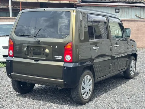 Daihatsu Naked