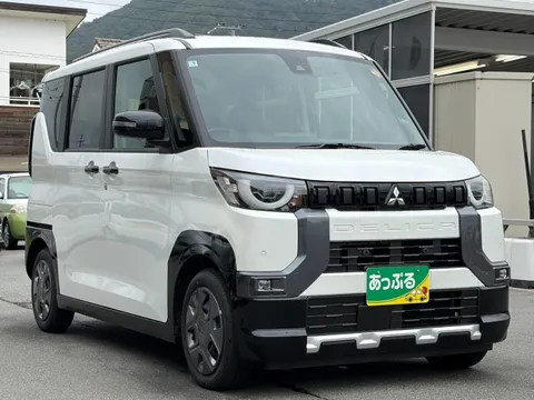 Mitsubishi Delica Mini