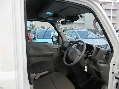 Nissan Clipper