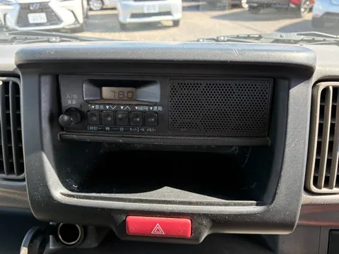 Mitsubishi Minicab Van