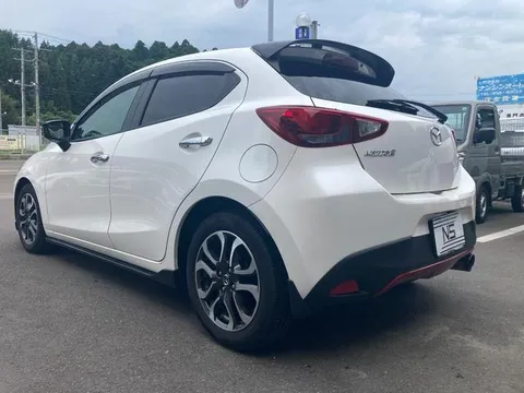 Mazda Mazda2 (Demio)