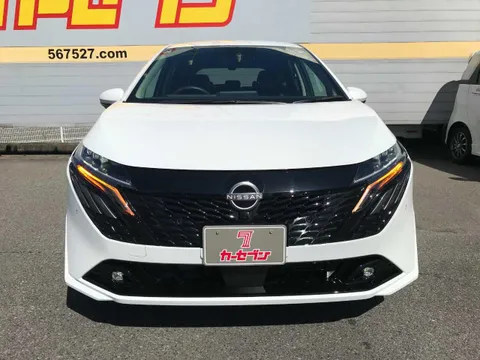Nissan Note Aura