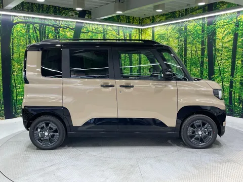 Mitsubishi Delica Mini