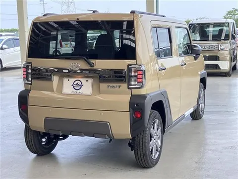Daihatsu Taft