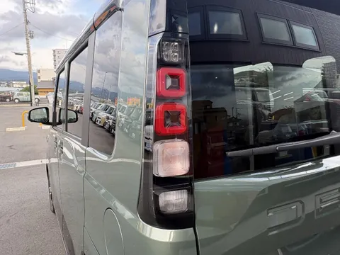 Mitsubishi Delica Mini