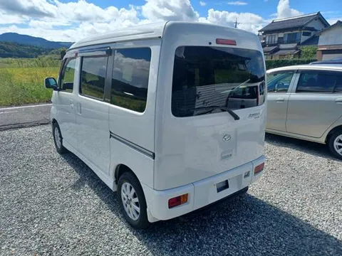 Daihatsu Atrai Wagon