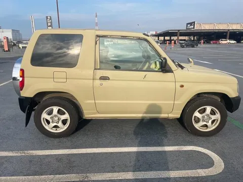 Mitsubishi Pajero Mini