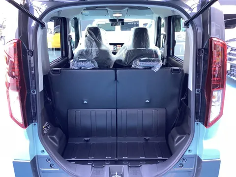 Suzuki Spacia Gear