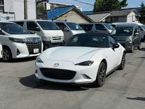 Mazda MX-5 (Roadster)