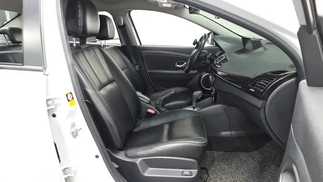 Renault SM3