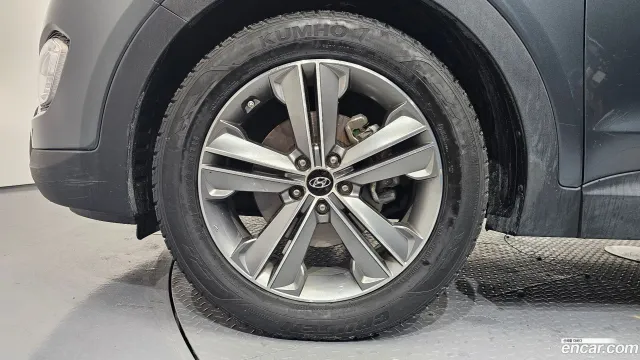 Hyundai Grand Santa Fe (Maxcruz)