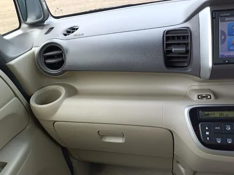 Honda N-BOX Plus
