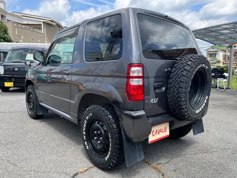 Nissan KIX