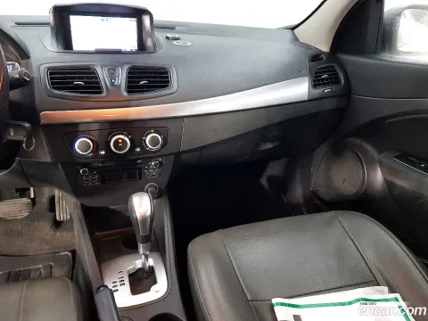 Renault SM3