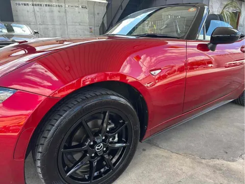 Mazda MX-5 (Roadster)