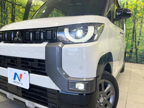 Mitsubishi Delica Mini