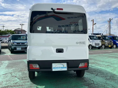 Daihatsu Hijet Cargo