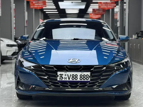Hyundai Elantra (Avante)