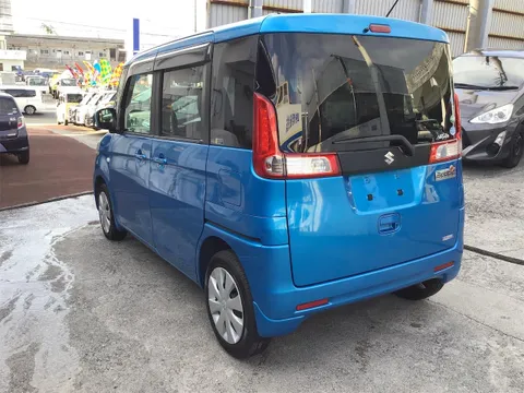Suzuki Spacia