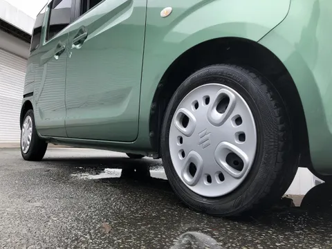 Suzuki Spacia