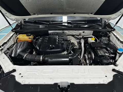 Roewe RX8