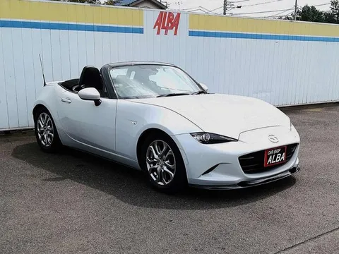 Mazda MX-5 (Roadster)
