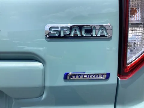 Suzuki Spacia