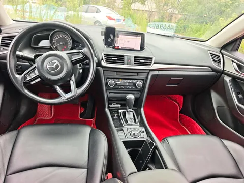 Mazda Mazda 3