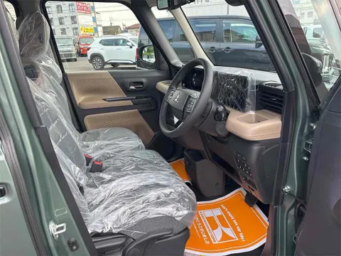 Mitsubishi Delica Mini