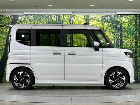 Suzuki Spacia Custom