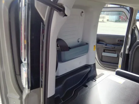 Suzuki Spacia Base